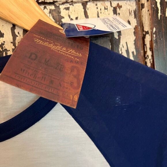 NWT Mitchell & Ness MLS The New York Red Bulls size Medium Raglan Shirt. medium - Picture 7 of 9